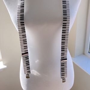 Piano 🎹 suspenders